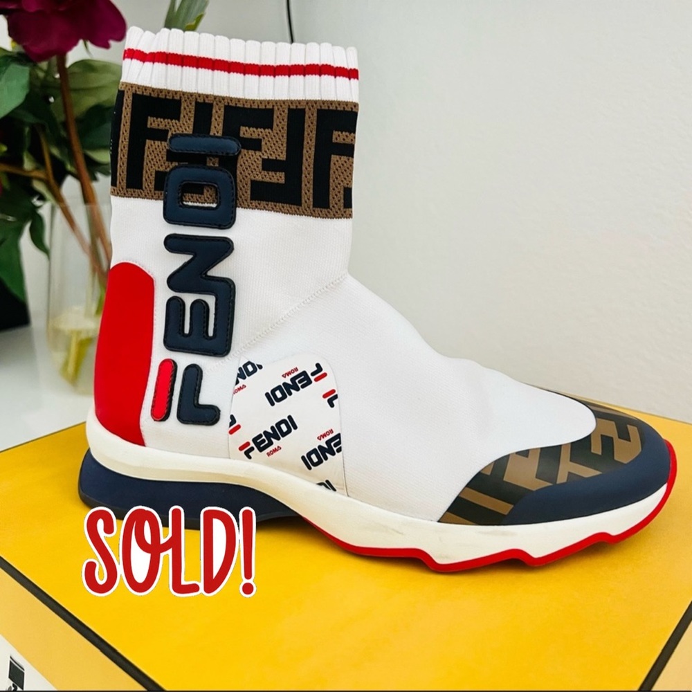 SOLD ❤️ Fendi Tronchetto Filato Roma Collection, size 36